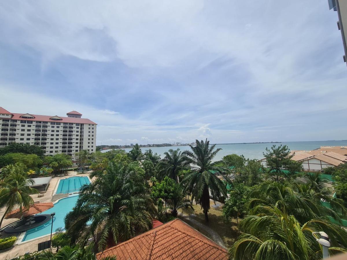 Glory Beach Resort Seaview Private 2Br Port Dickson Exterior photo
